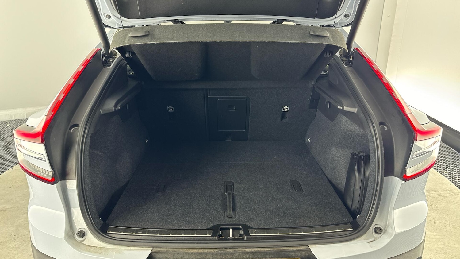 Used Volvo C40 2023 for sale - 78019513: Photo 15