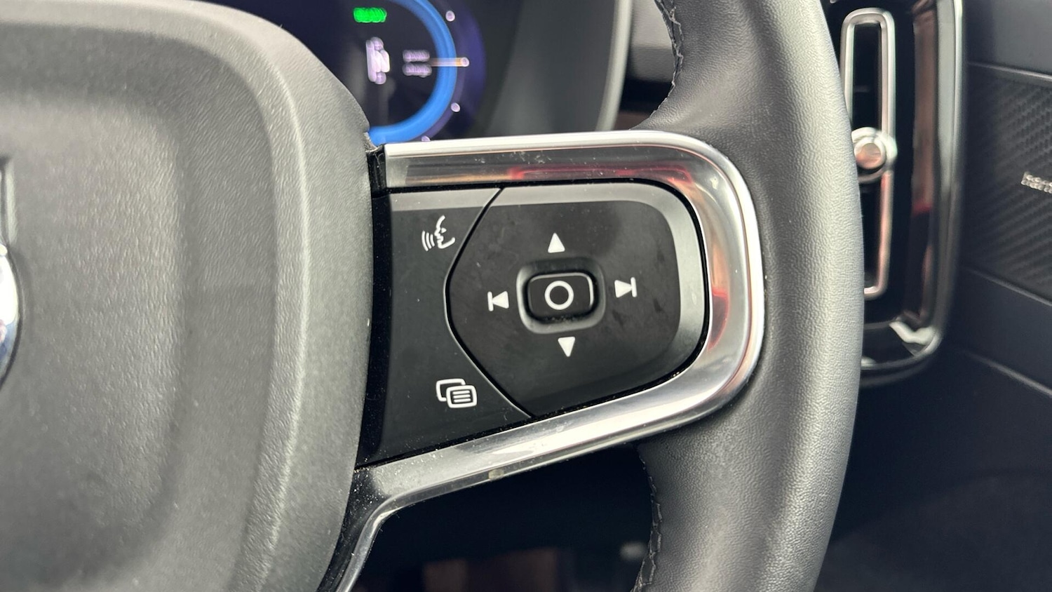 Used Volvo C40 2023 for sale - 78019513: Photo 17