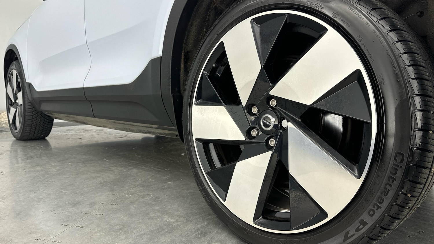 Used Volvo C40 2023 for sale - 78019513: Photo 25