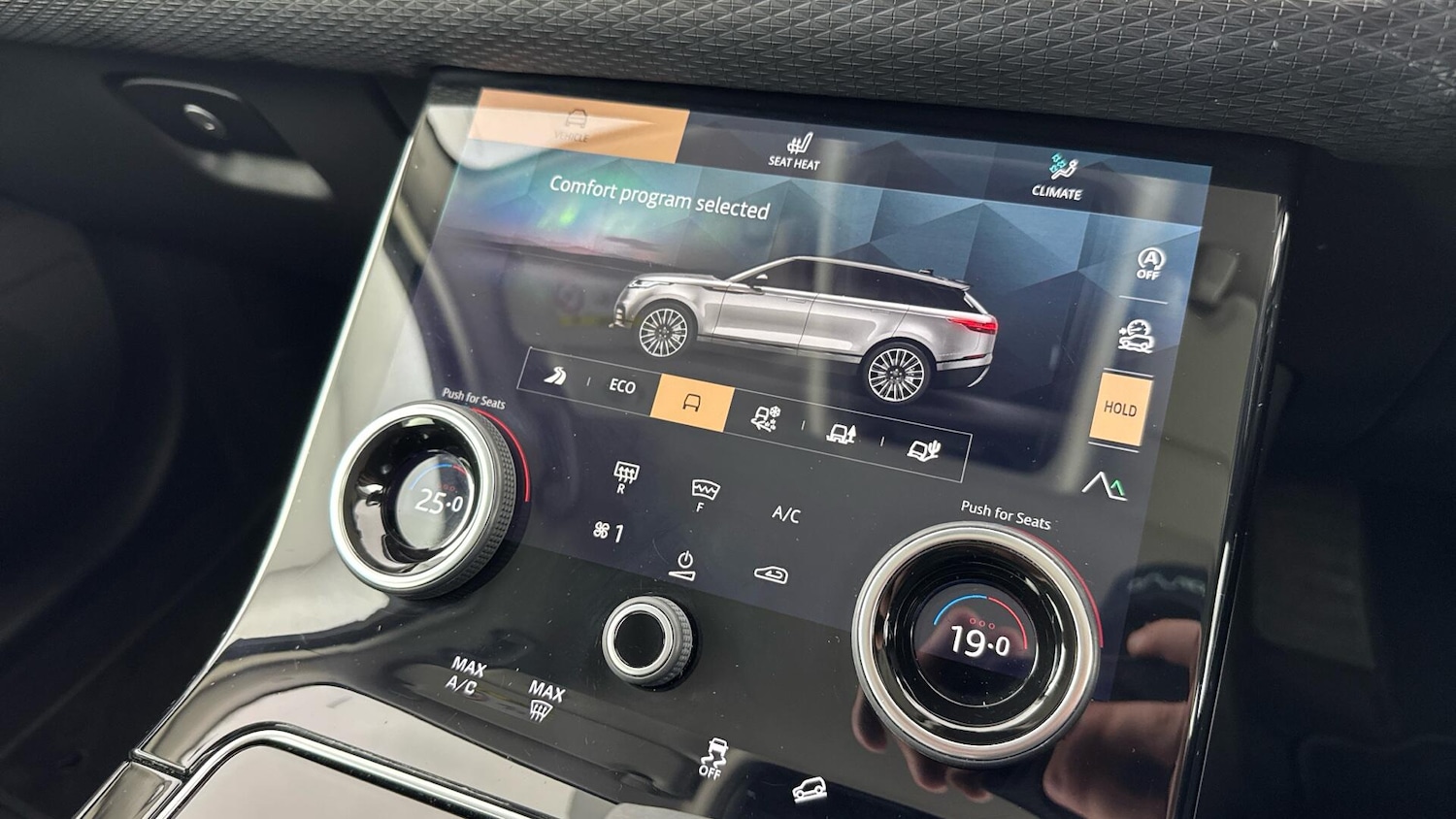 Used Land Rover Range Rover Velar 2022 for sale - 77738275: Photo 16