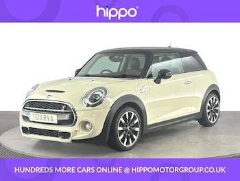 Used MINI Hatch 2019 for sale - 79076199: Photo