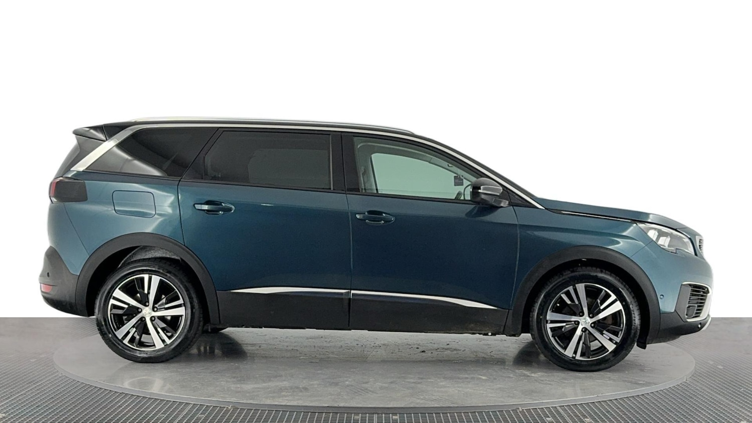 Used Peugeot 5008 2017 for sale - 78046885: Photo 3