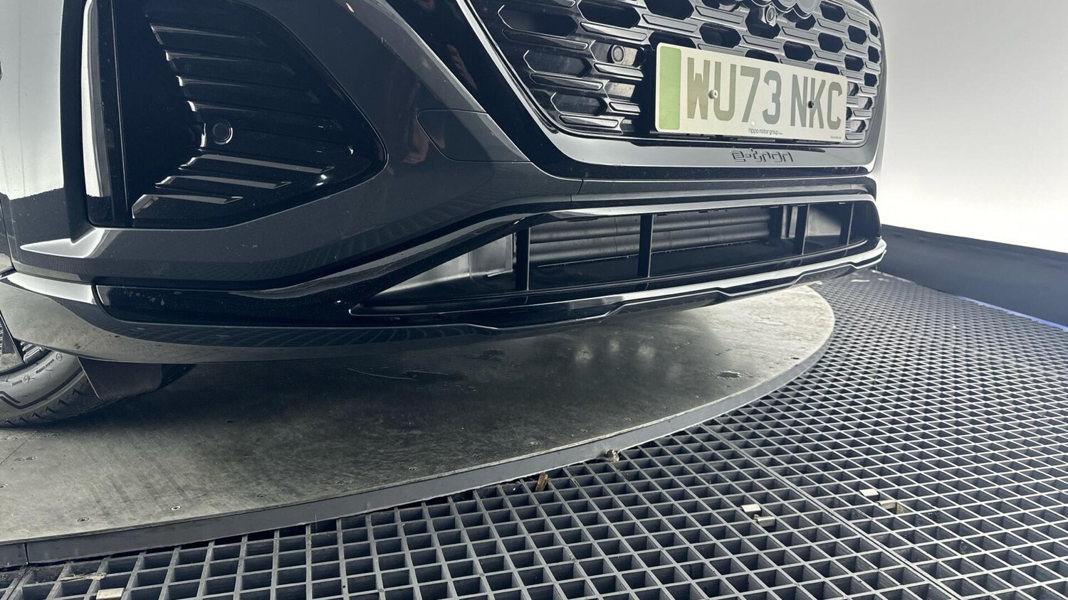 Used Audi Q8 e-tron 2023 for sale - 77343997: Photo 53