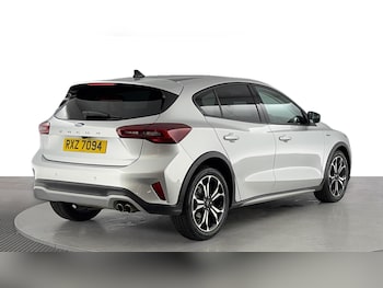 Used Ford Focus 2022 for sale - 76207549: Photo 4