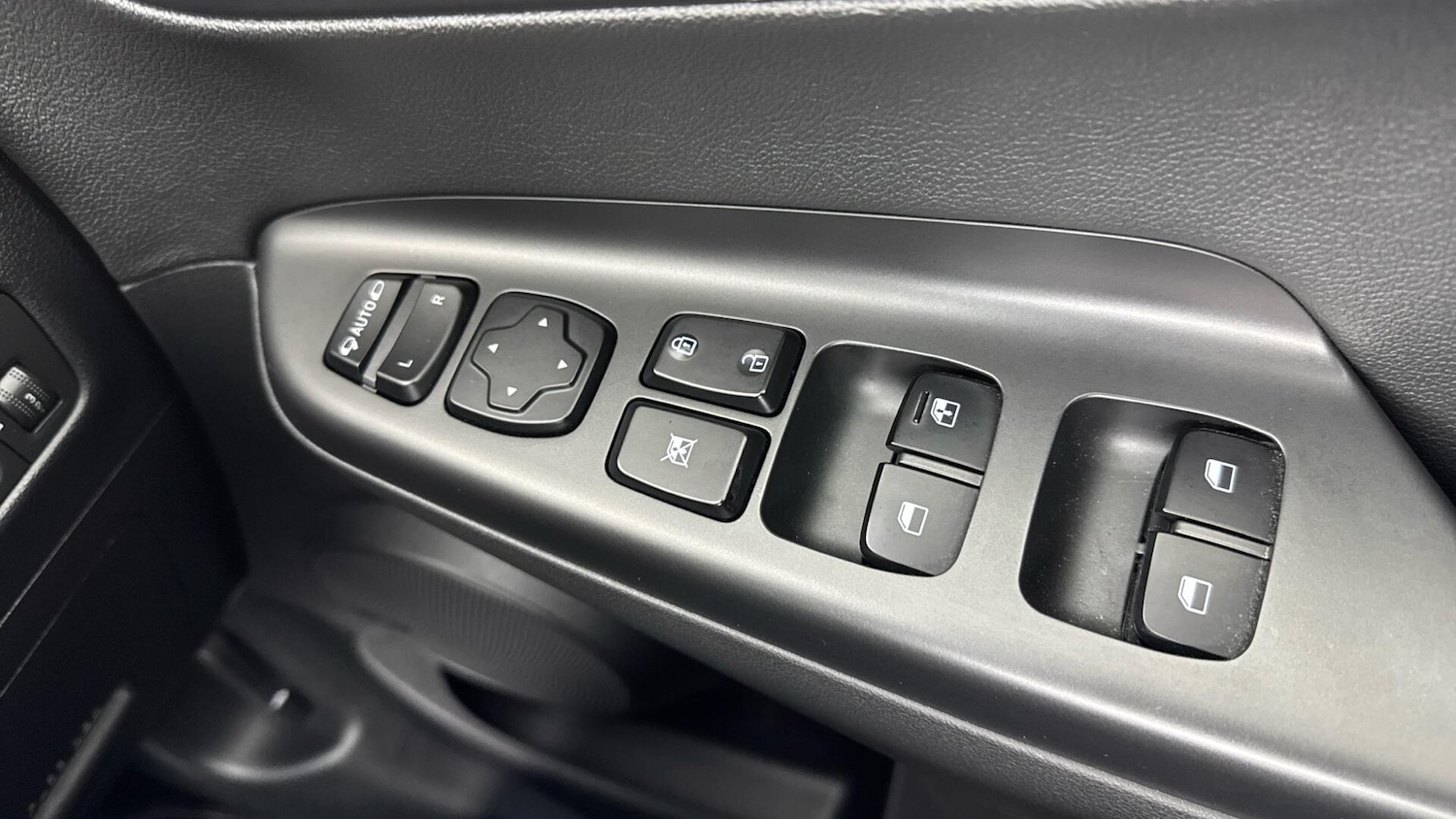 Used Hyundai KONA 2022 for sale - 77993071: Photo 24