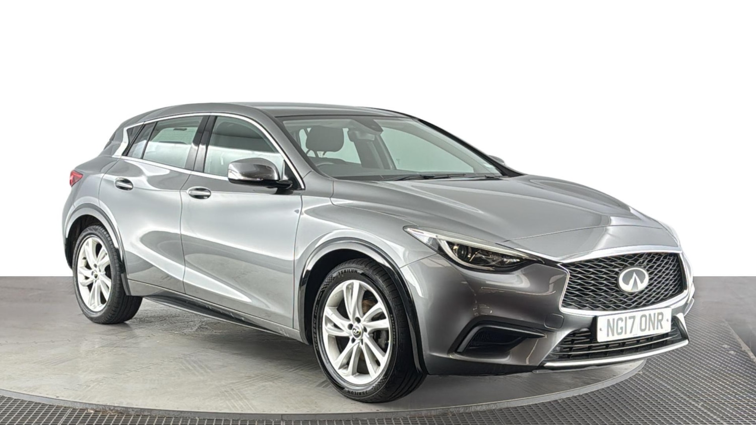 Used Infiniti Q30 2017 for sale - 77969855: Photo 2