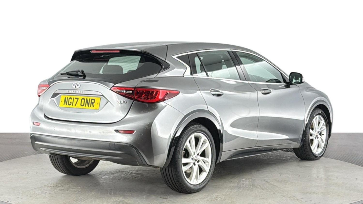 Used Infiniti Q30 2017 for sale - 77969855: Photo 4