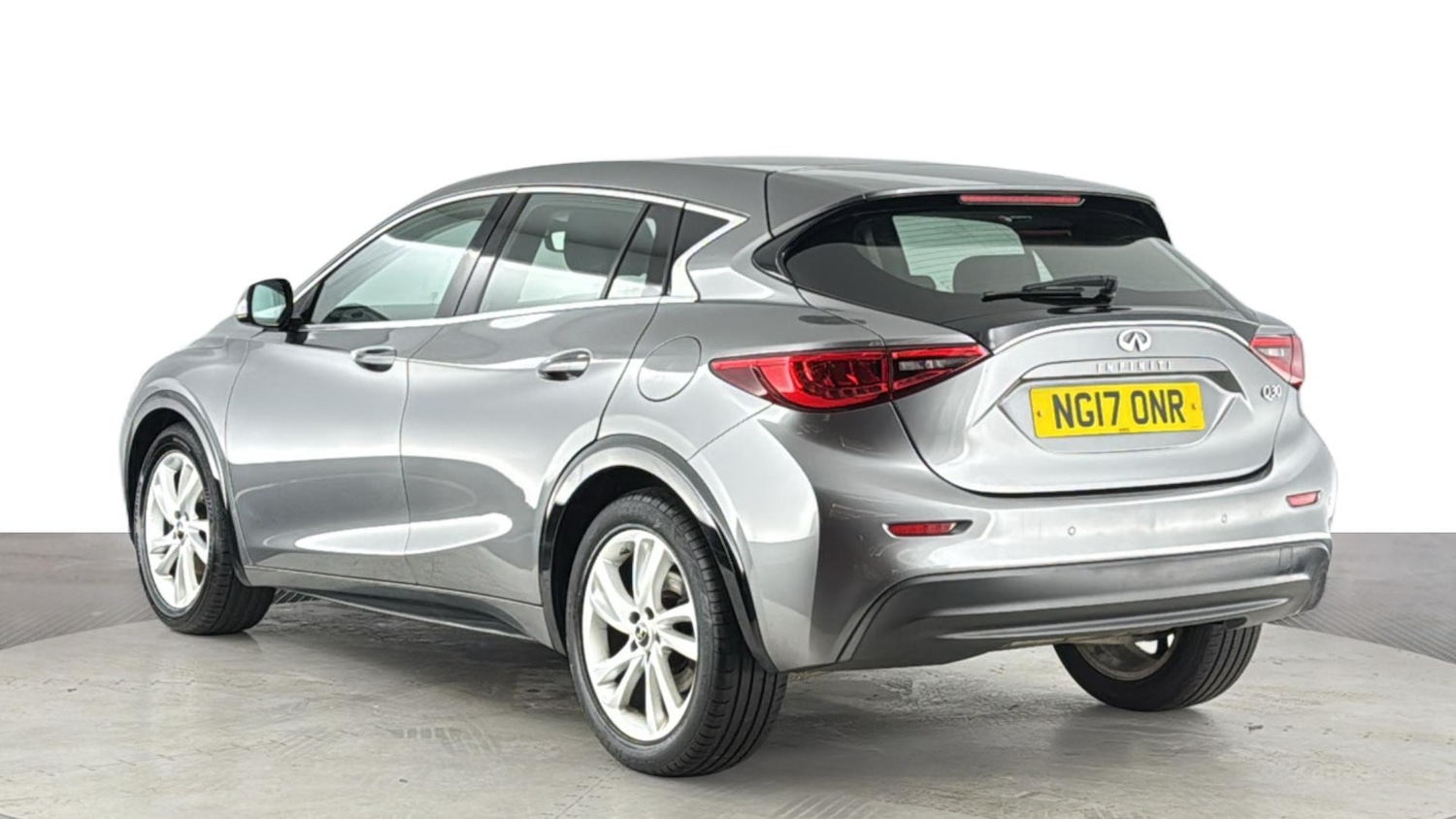 Used Infiniti Q30 2017 for sale - 77969855: Photo 6