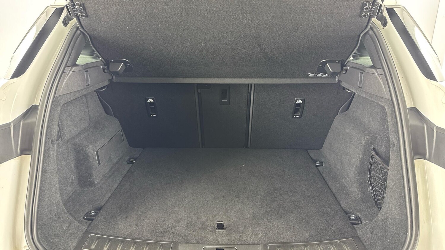 Used Land Rover Range Rover Evoque for sale - 77970427: Photo 15