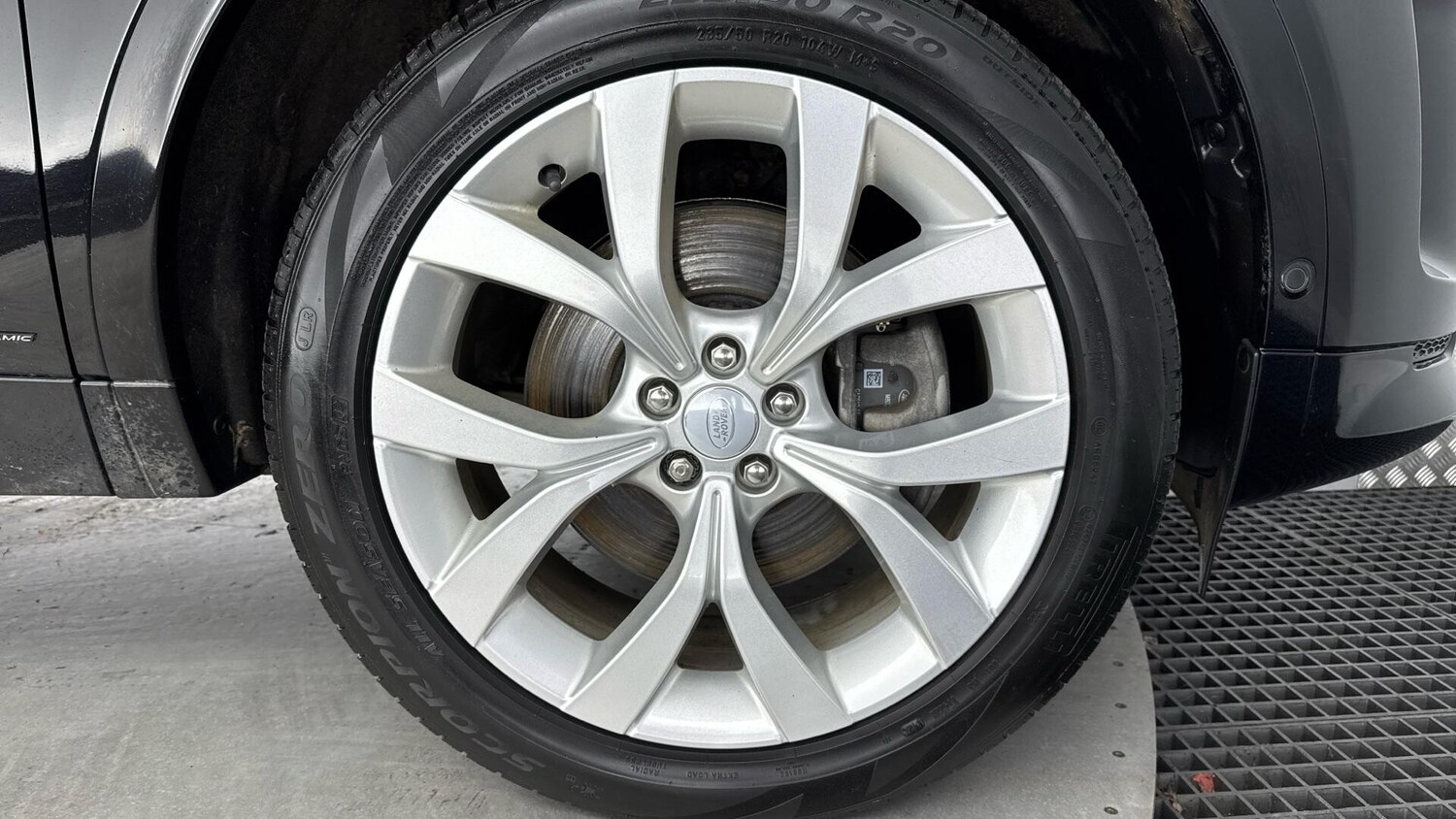 Used Land Rover Discovery Sport 2021 for sale - 77882728: Photo 17