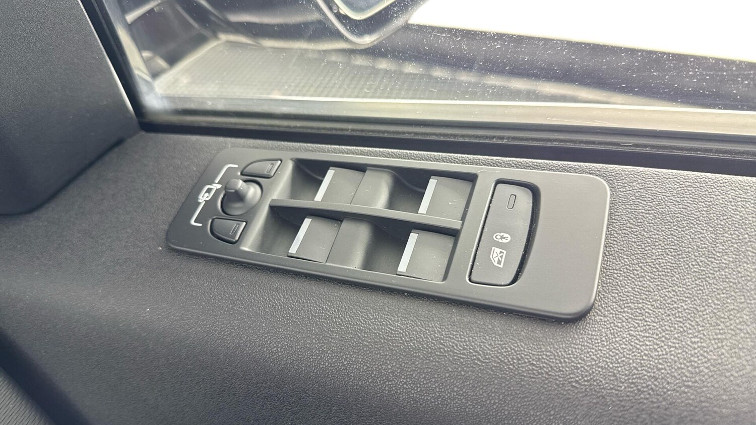 Used Land Rover Discovery Sport 2021 for sale - 77882728: Photo 23