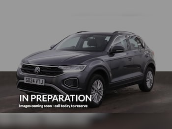 Used Volkswagen T-Roc 2024 for sale - 78676725: Photo