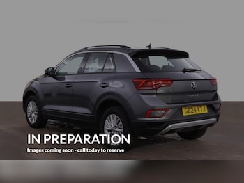 Used Volkswagen T-Roc 2024 for sale - 78676725: Photo