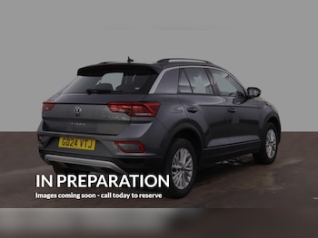 Used Volkswagen T-Roc 2024 for sale - 78676725: Photo