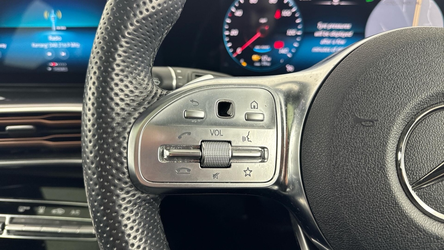 Used Mercedes-Benz EQC 2022 for sale - 78062952: Photo 18