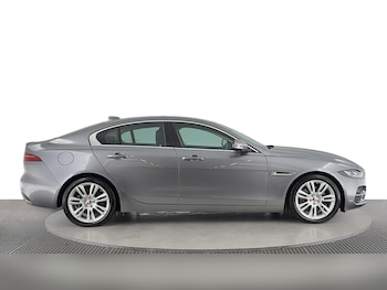 Used Jaguar XE 2019 for sale - 75546466: Photo