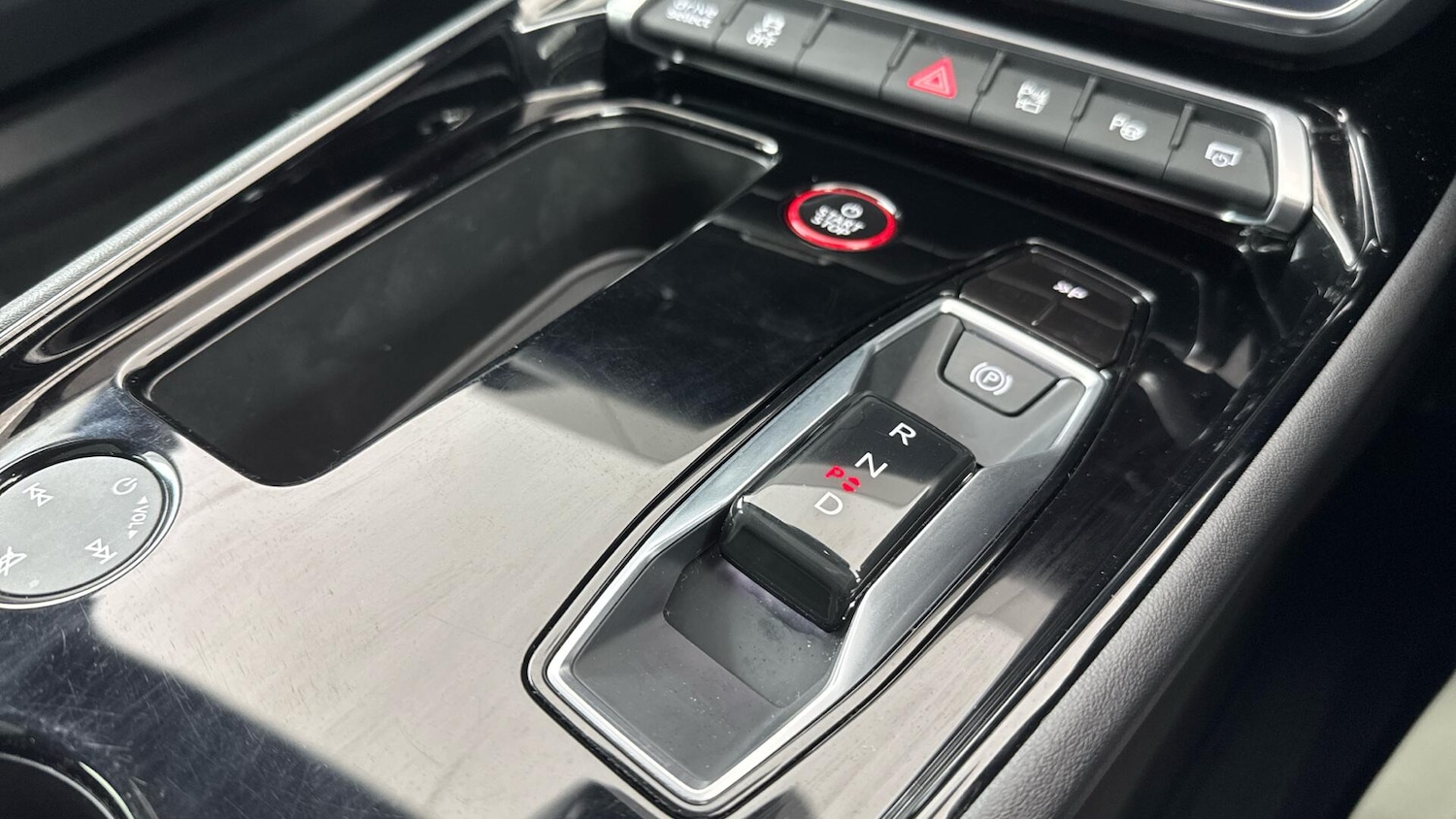 Used Audi e-tron GT 2023 for sale - 77784186: Photo 17