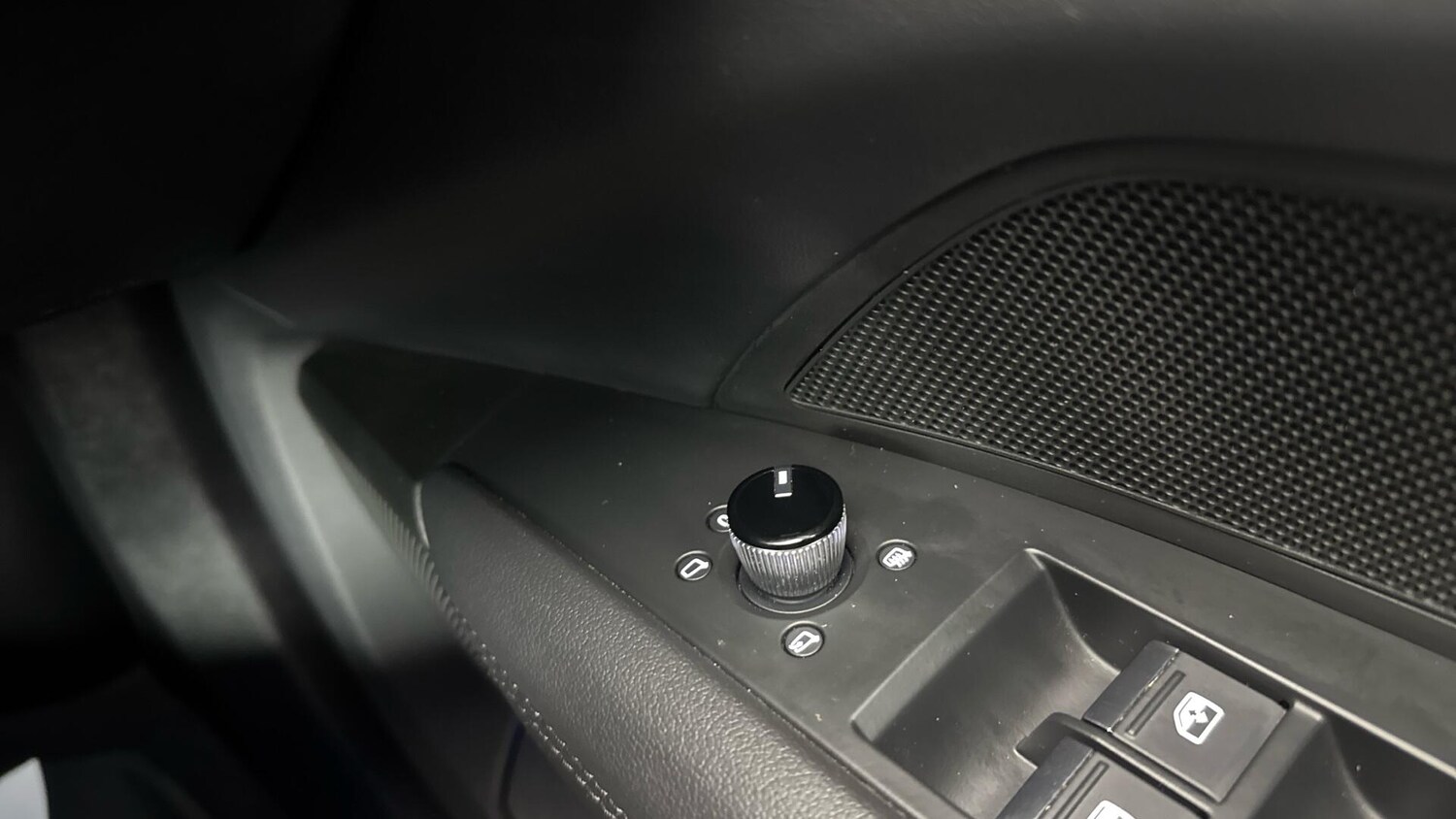 Used Audi e-tron GT 2023 for sale - 77784186: Photo 31