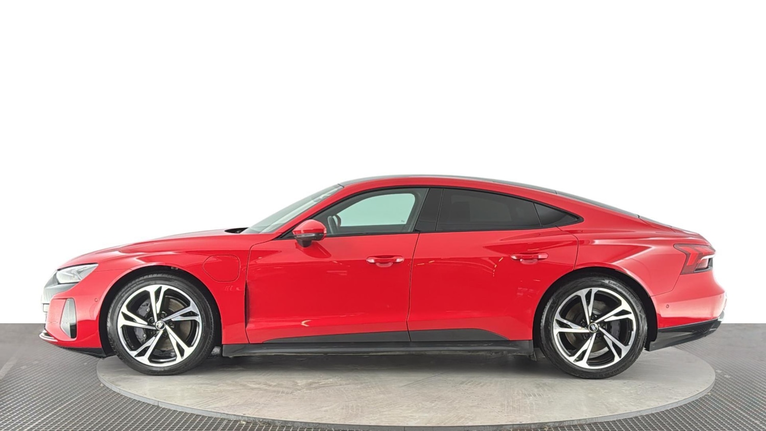 Used Audi e-tron GT 2023 for sale - 77784186: Photo 7