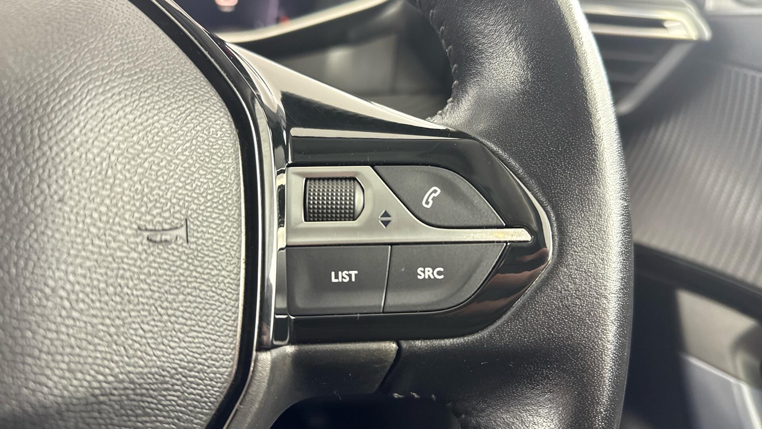 Used Peugeot 2008 2021 for sale - 77882071: Photo 23