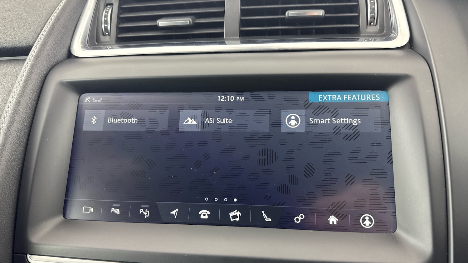 Used Jaguar E-Pace 2019 for sale - 76065793: Photo 17