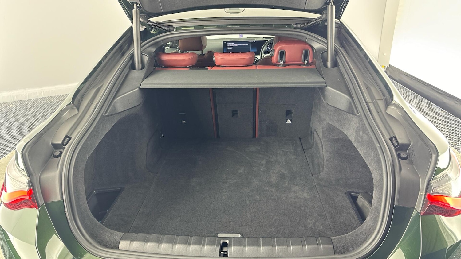 Used BMW i4 2022 for sale - 78086941: Photo 15