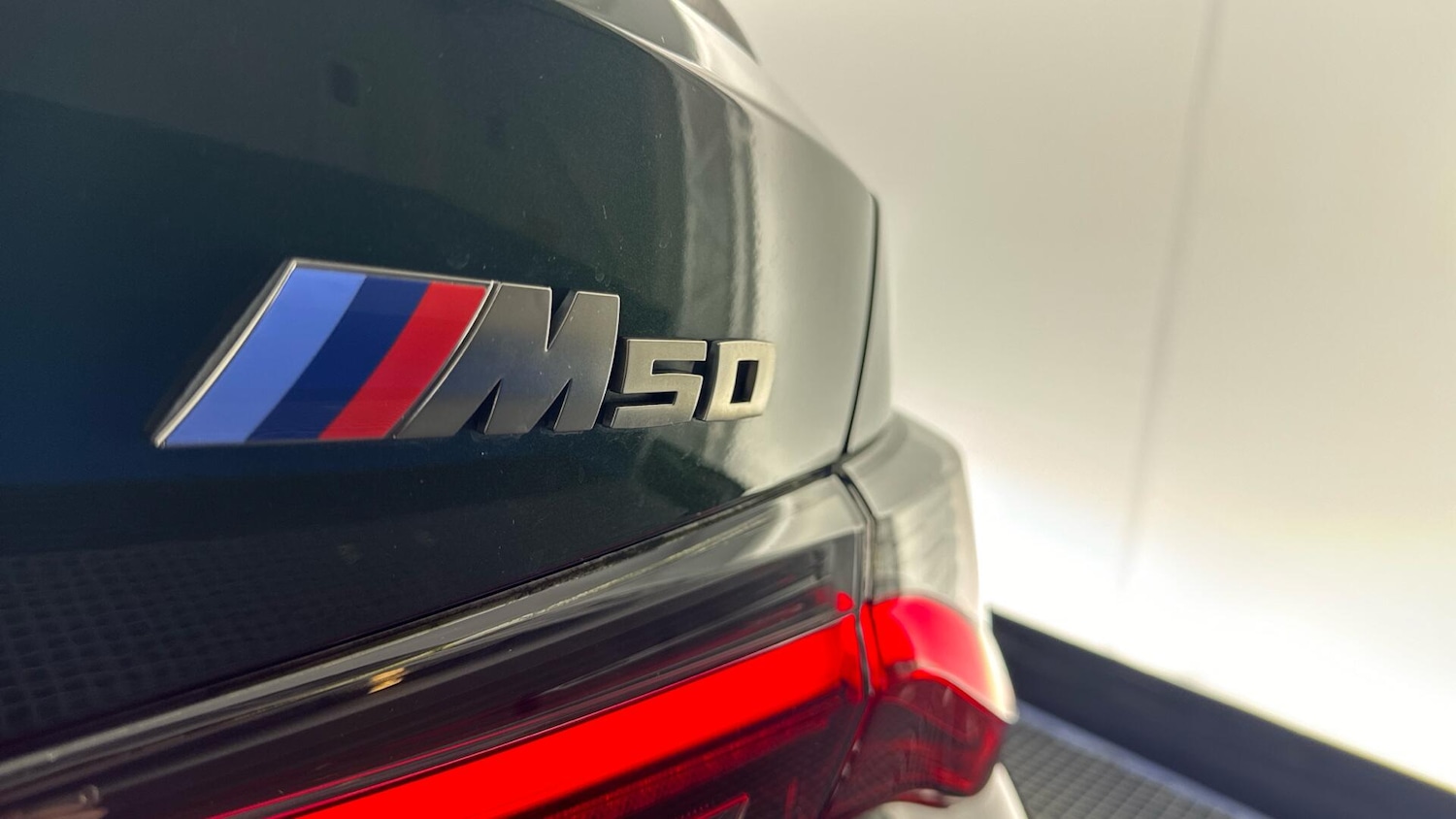 Used BMW i4 2022 for sale - 78086941: Photo 40