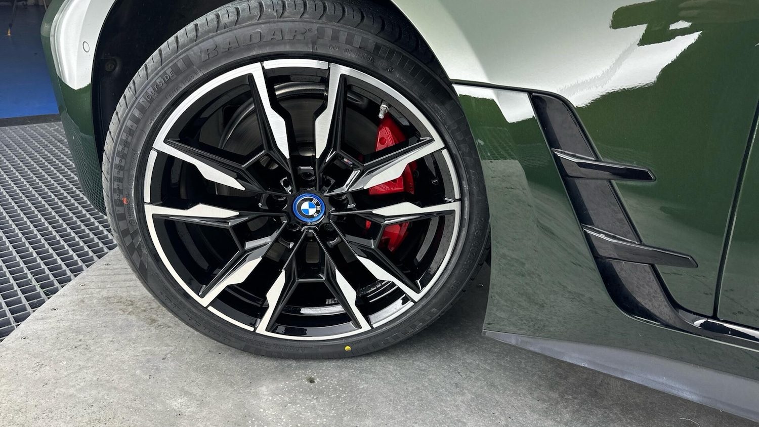 Used BMW i4 2022 for sale - 78086941: Photo 61