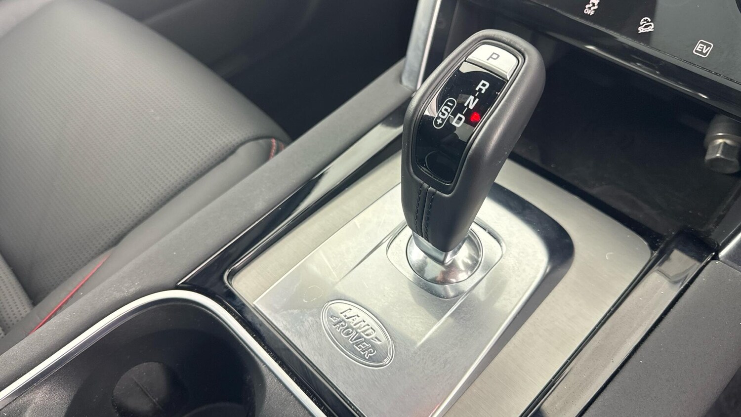 Used Land Rover Discovery Sport 2023 for sale - 78085851: Photo 21