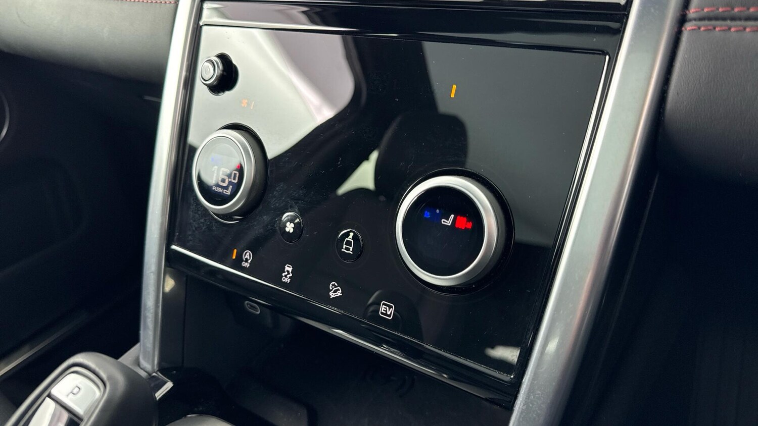 Used Land Rover Discovery Sport 2023 for sale - 78085851: Photo 41