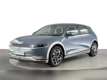 2023 - Premium 5-Door