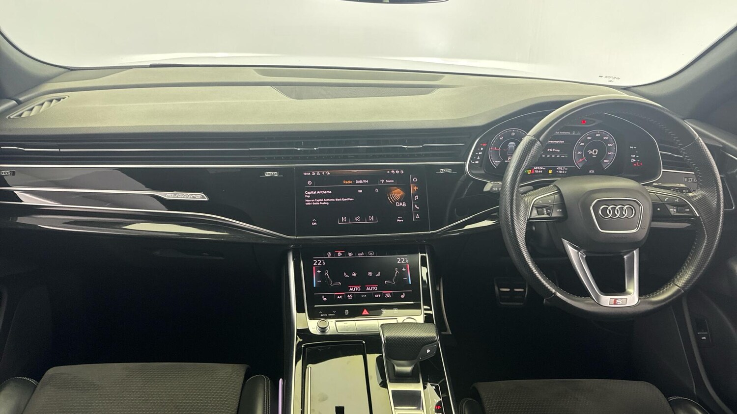 Used Audi Q8 2019 for sale - 77768343: Photo 11