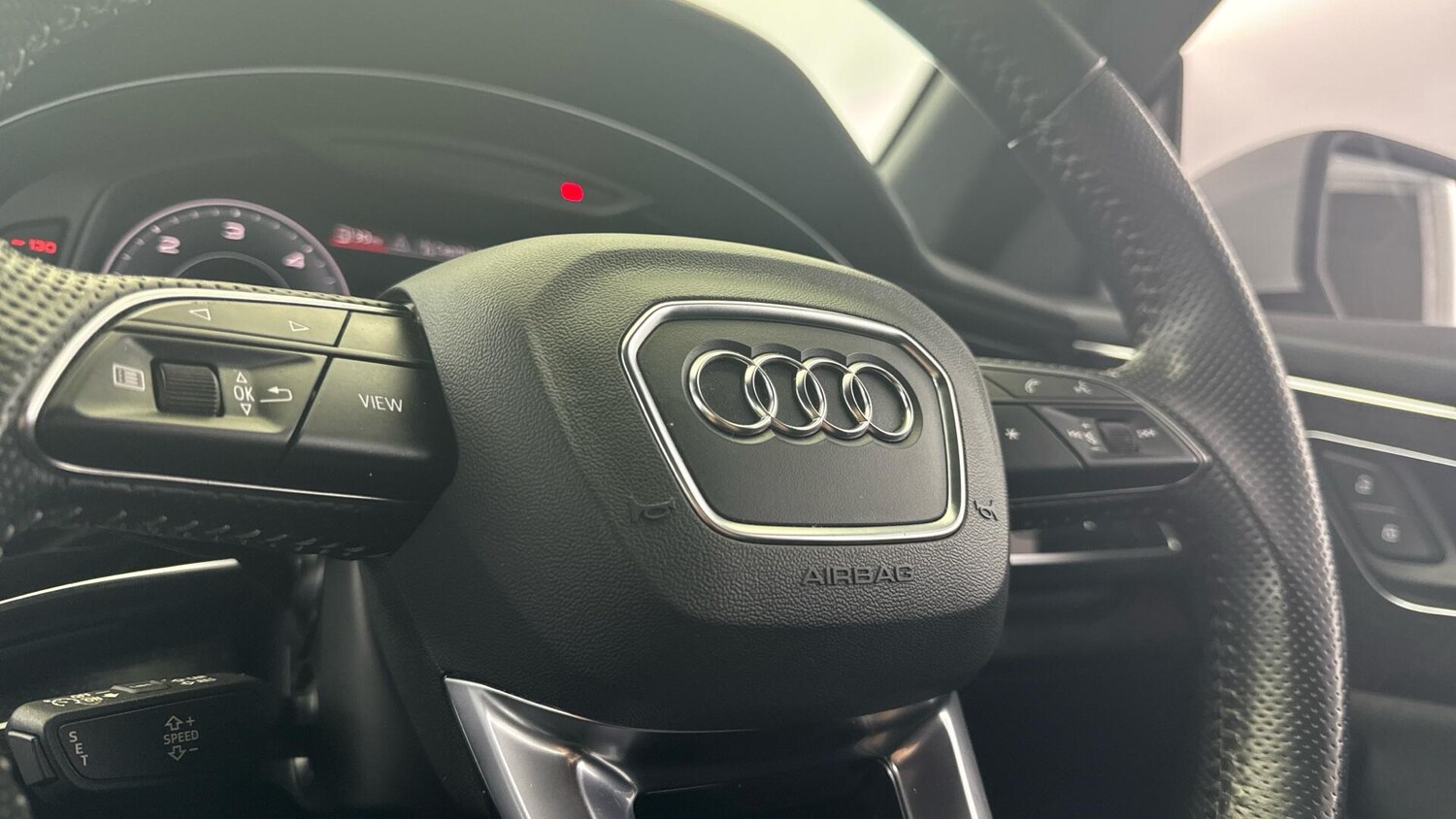 Used Audi Q8 2019 for sale - 77768343: Photo 31