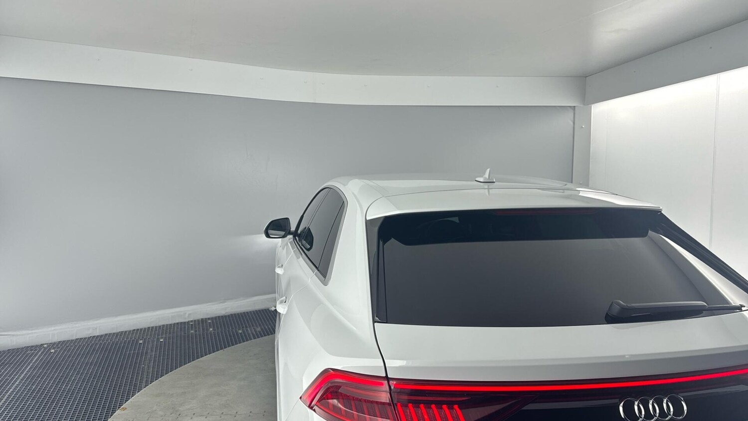 Used Audi Q8 2019 for sale - 77768343: Photo 45