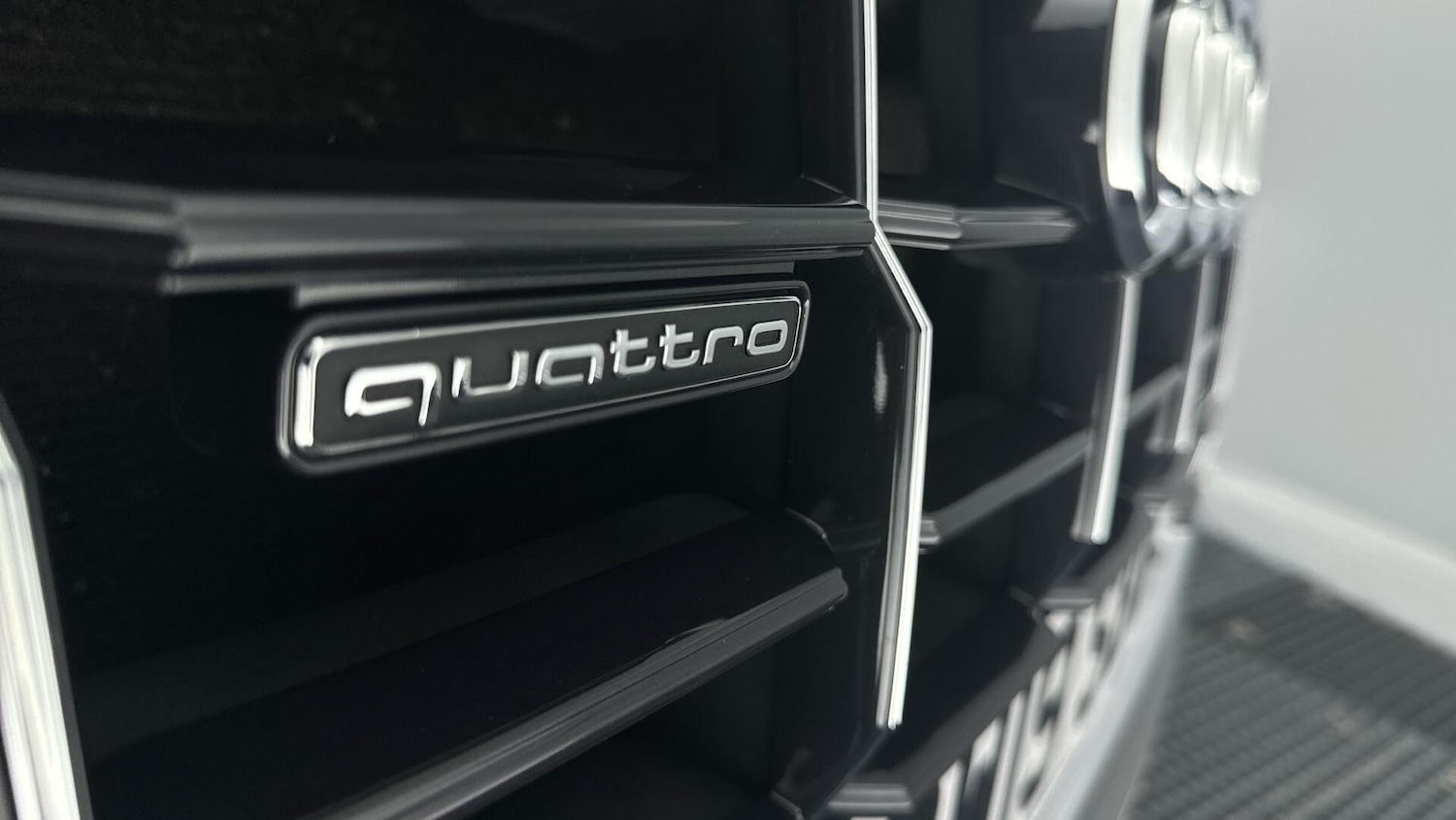 Used Audi Q8 2019 for sale - 77768343: Photo 50