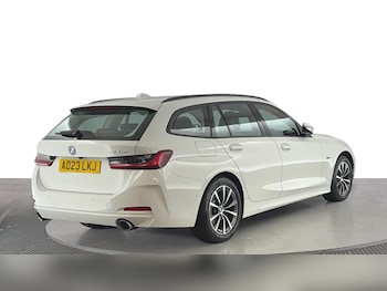 Used BMW 3 Series 2023 for sale - 76133840: Photo 4