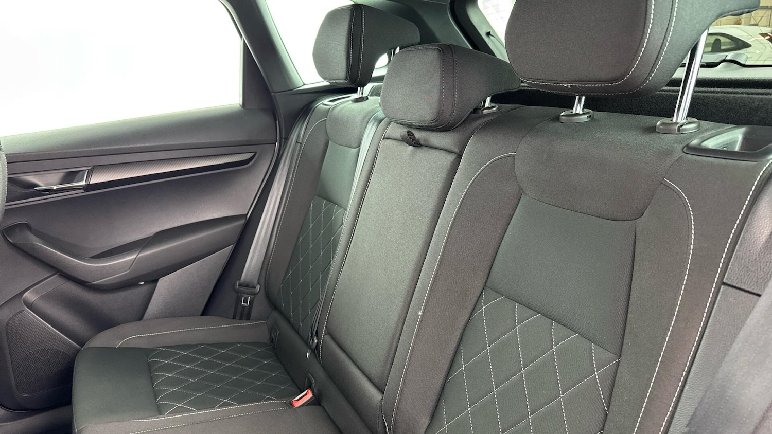 Used Skoda Karoq 2021 for sale - 77993657: Photo 14