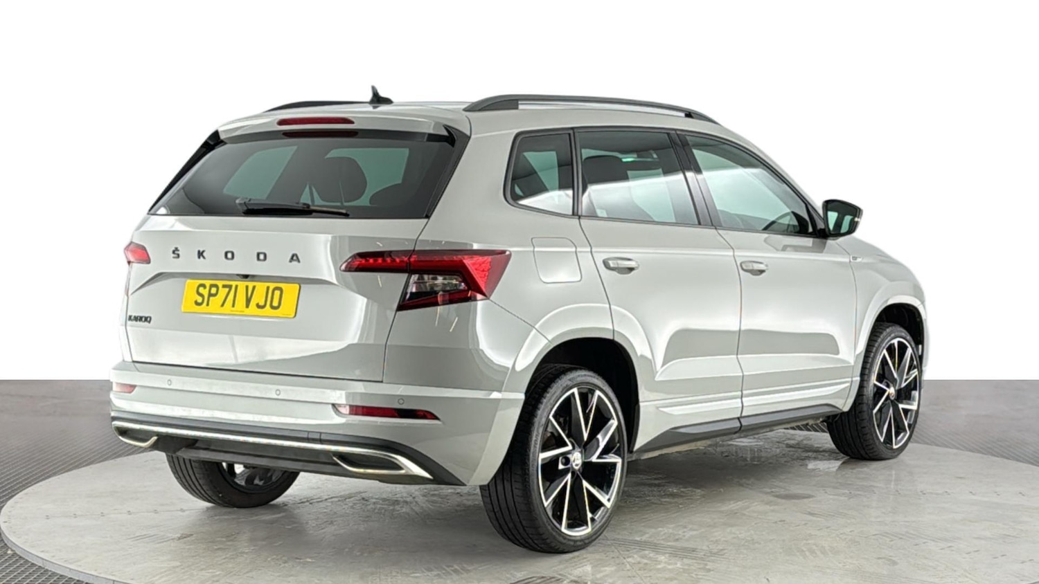 Used Skoda Karoq 2021 for sale - 77993657: Photo 4