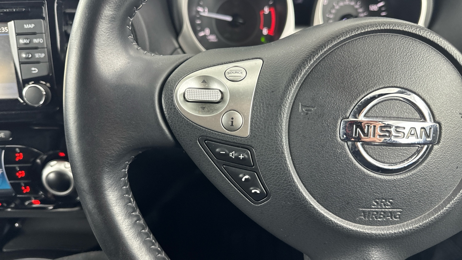 Used Nissan Juke 2018 for sale - 76045802: Photo 18