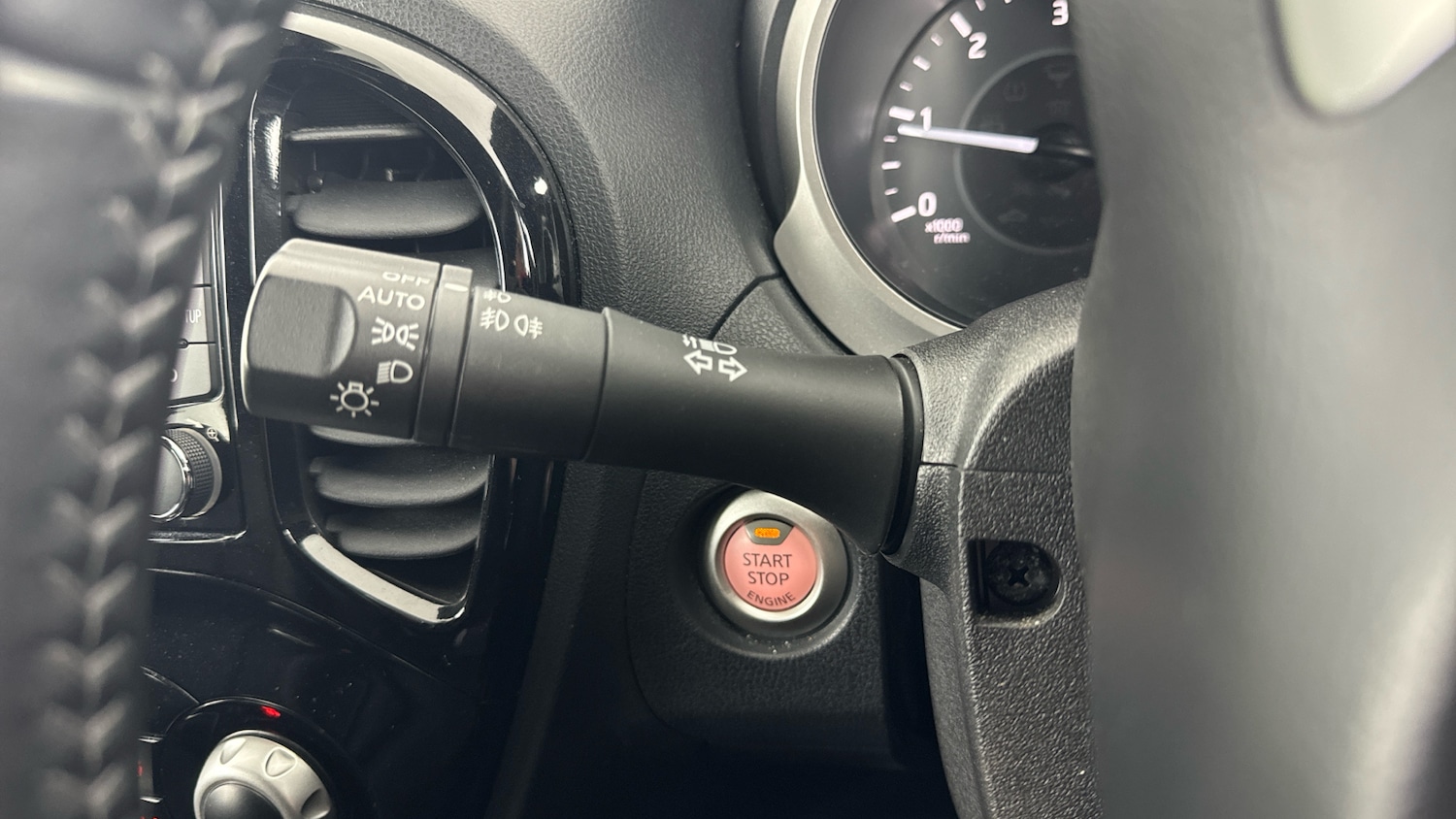 Used Nissan Juke 2018 for sale - 76045802: Photo 55