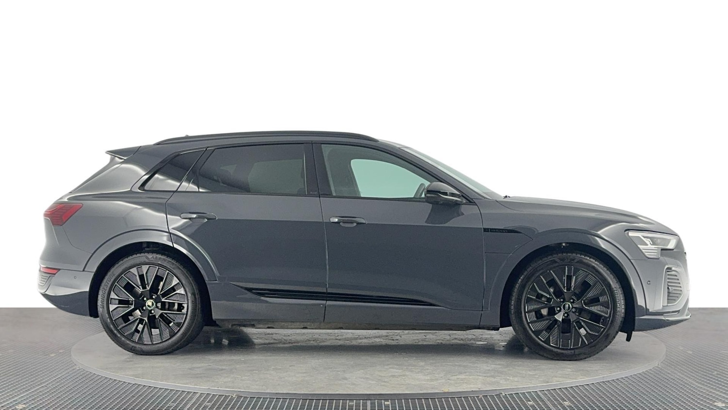 Used Audi Q8 2023 for sale - 78034342: Photo 3