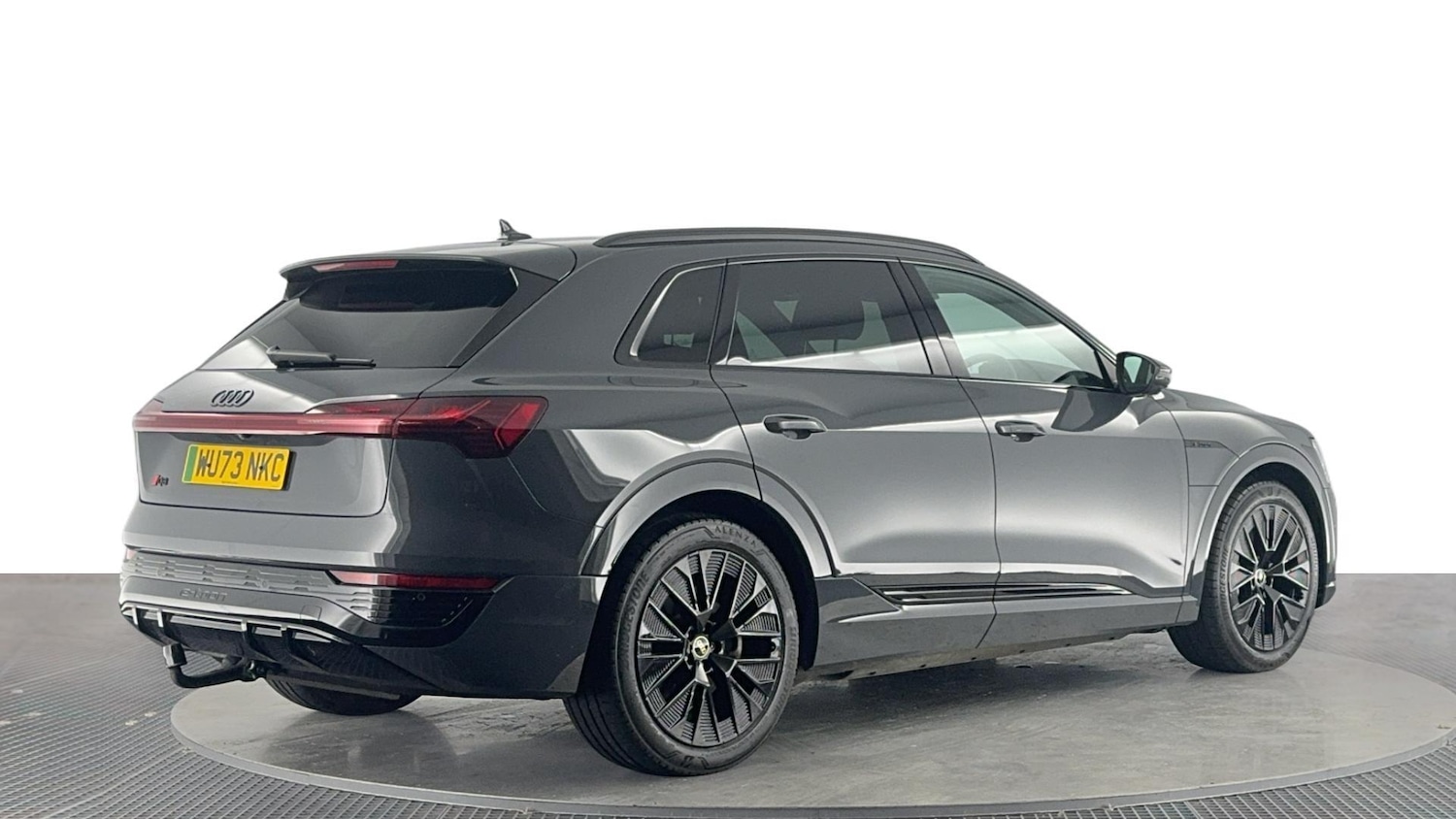 Used Audi Q8 2023 for sale - 78034342: Photo 4