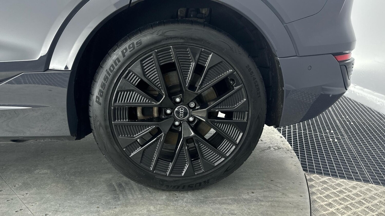 Used Audi Q8 2023 for sale - 78034342: Photo 57