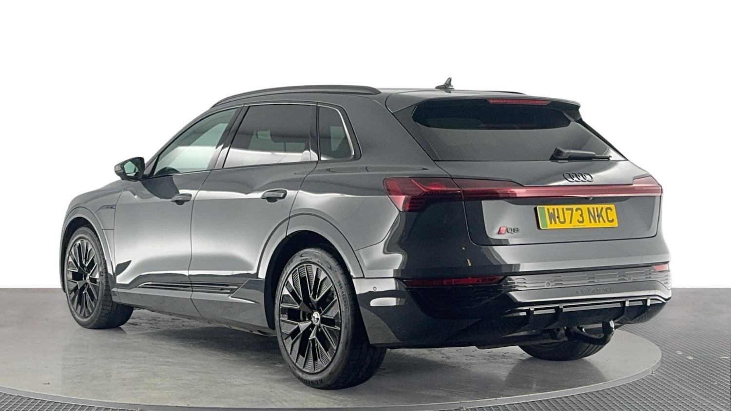 Used Audi Q8 2023 for sale - 78034342: Photo 6