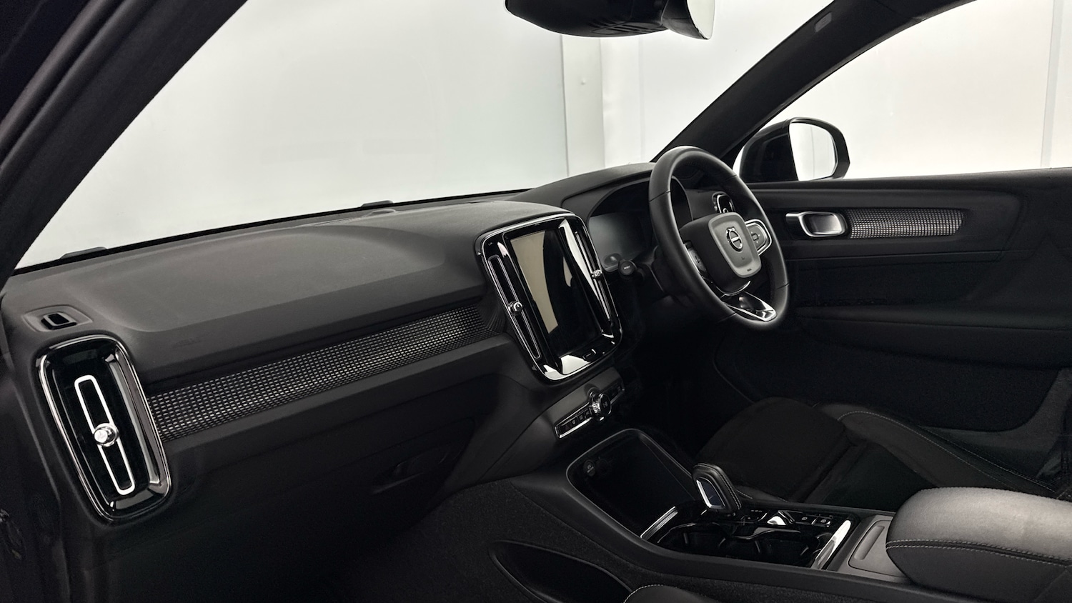 Used Volvo XC40 2021 for sale - 76119812: Photo 10