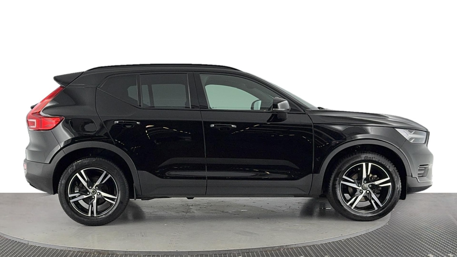 Used Volvo XC40 2021 for sale - 76119812: Photo 3