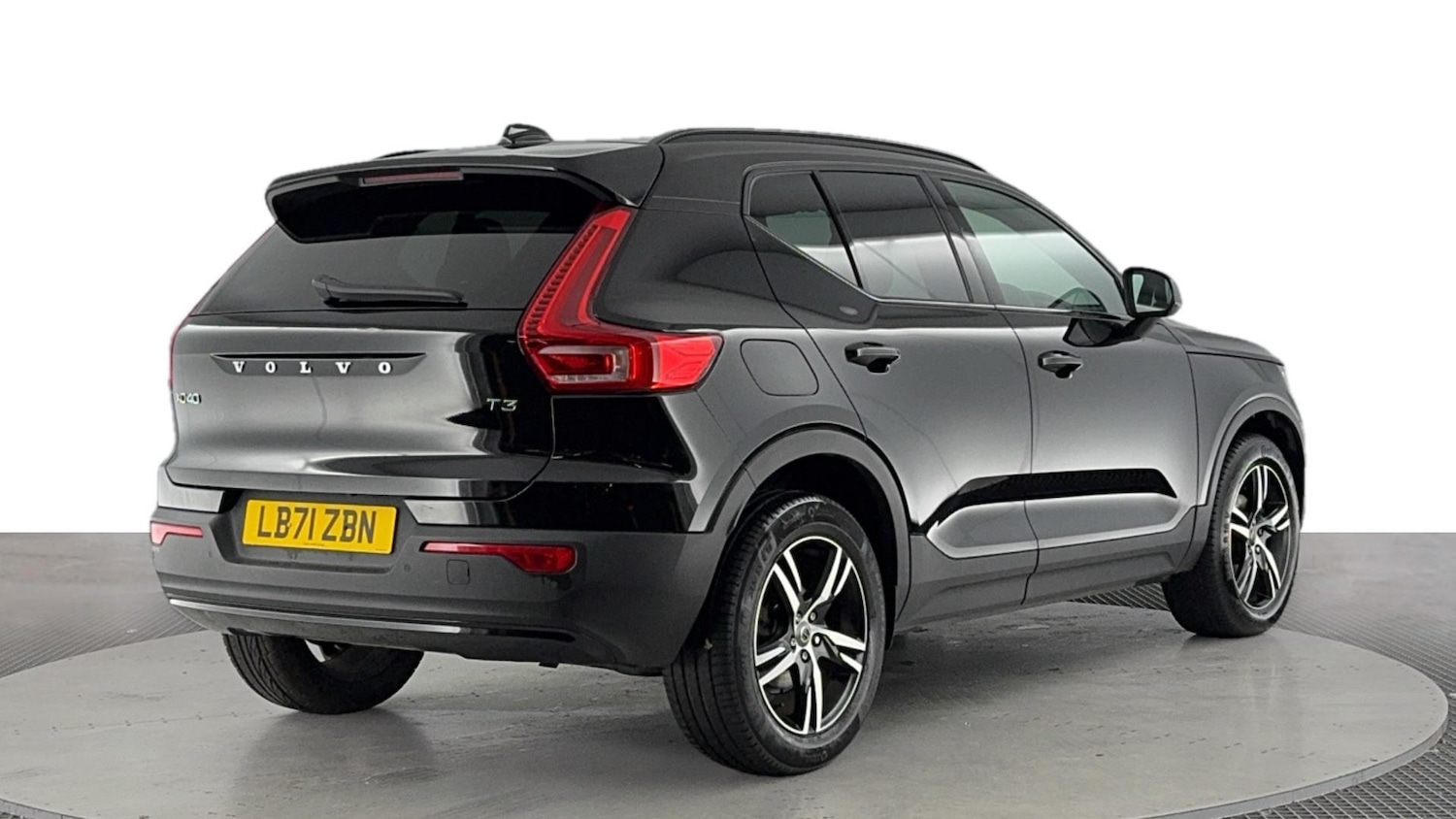 Used Volvo XC40 2021 for sale - 76119812: Photo 4