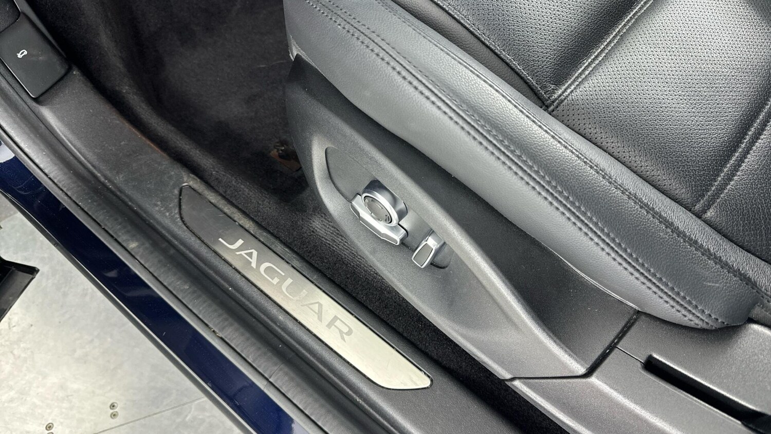 Used Jaguar E-Pace 2021 for sale - 77957670: Photo 23