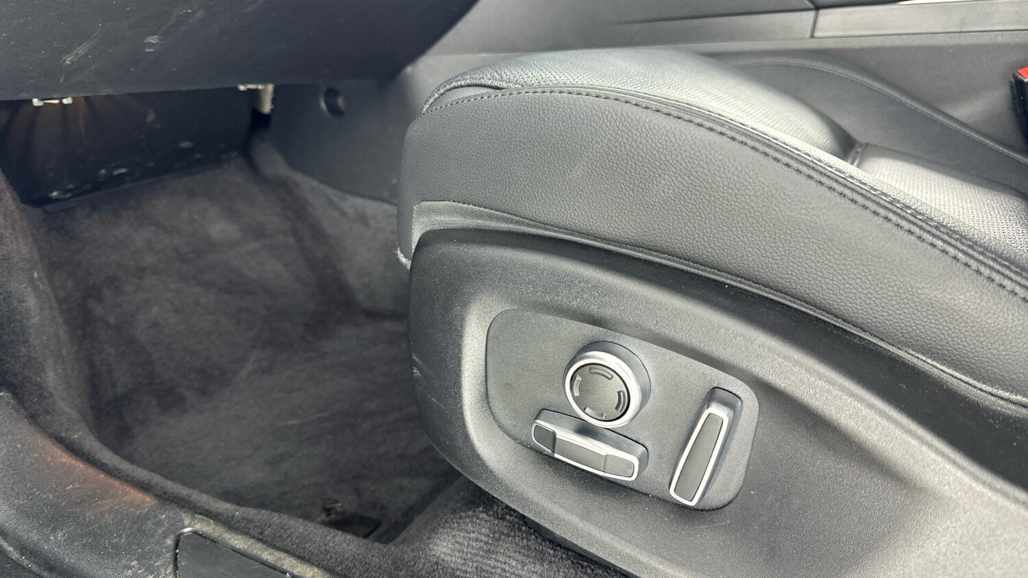 Used Jaguar E-Pace 2021 for sale - 77957670: Photo 26