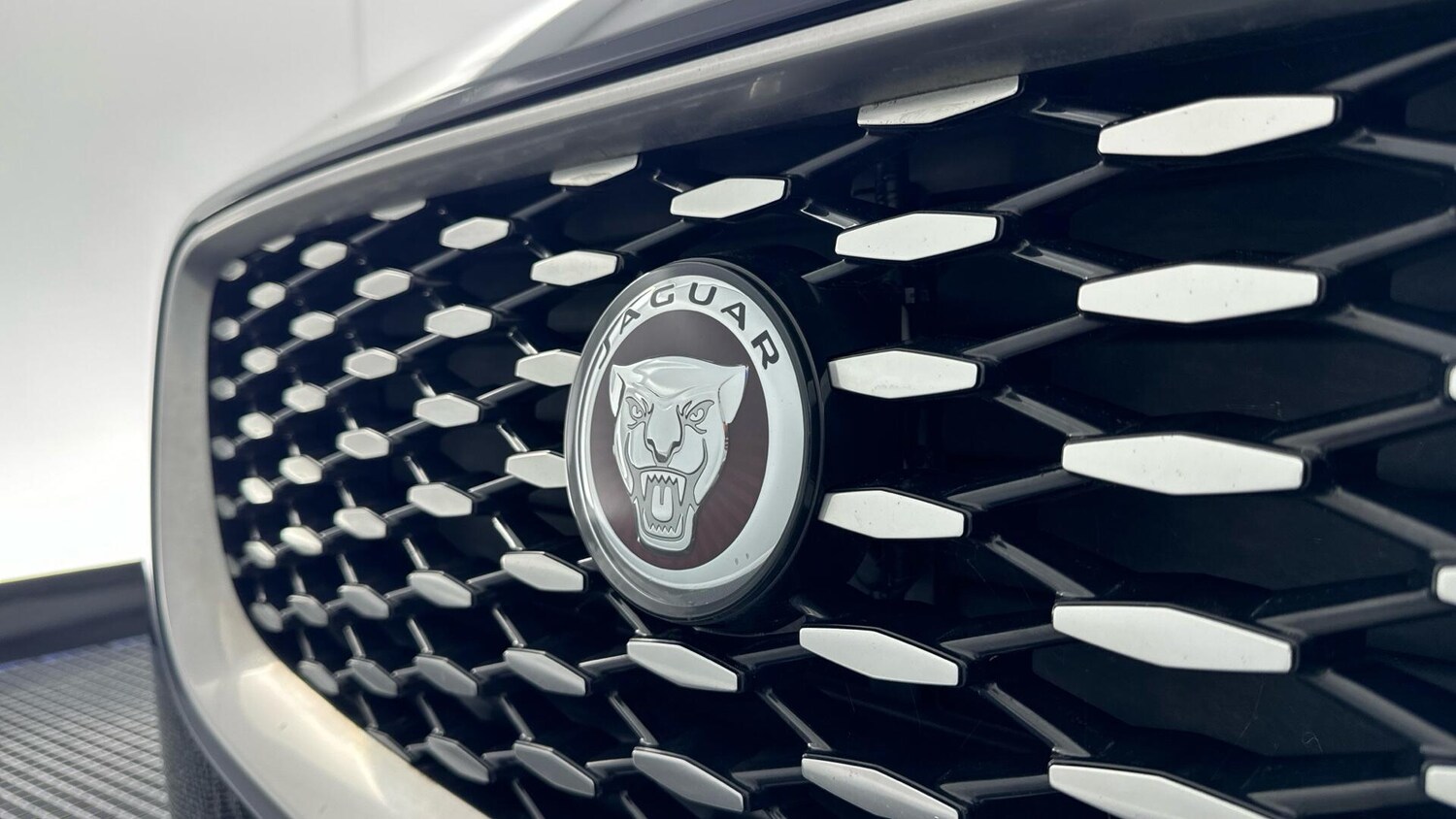 Used Jaguar E-Pace 2021 for sale - 77957670: Photo 33